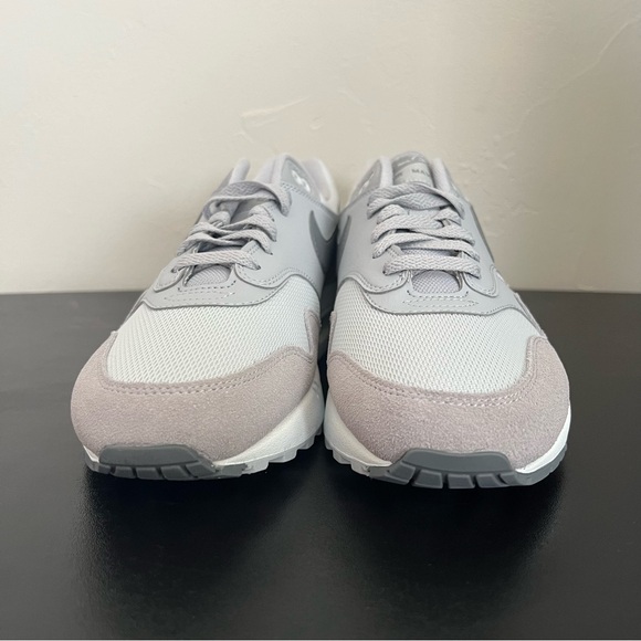 NEW Nike Air Max 1 Pure Platinum Grey - Picture 3 of 8